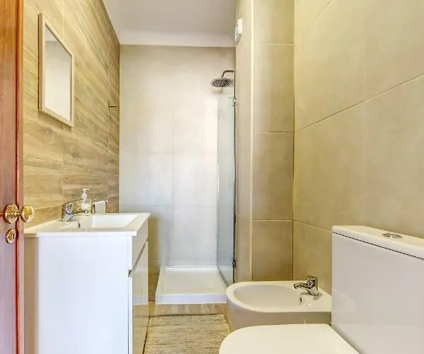 Avenida & Mercado By Sweet * Aveiro